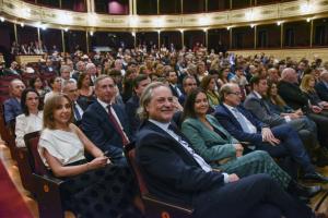 20241126-Gala-de-aniversario 068 1198x800